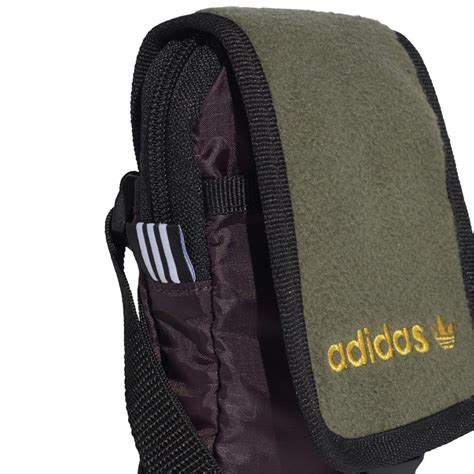 adidas mannen schoudertas|Adidas Schoudertassen voor heren online • ZALANDO • Shop nu!.